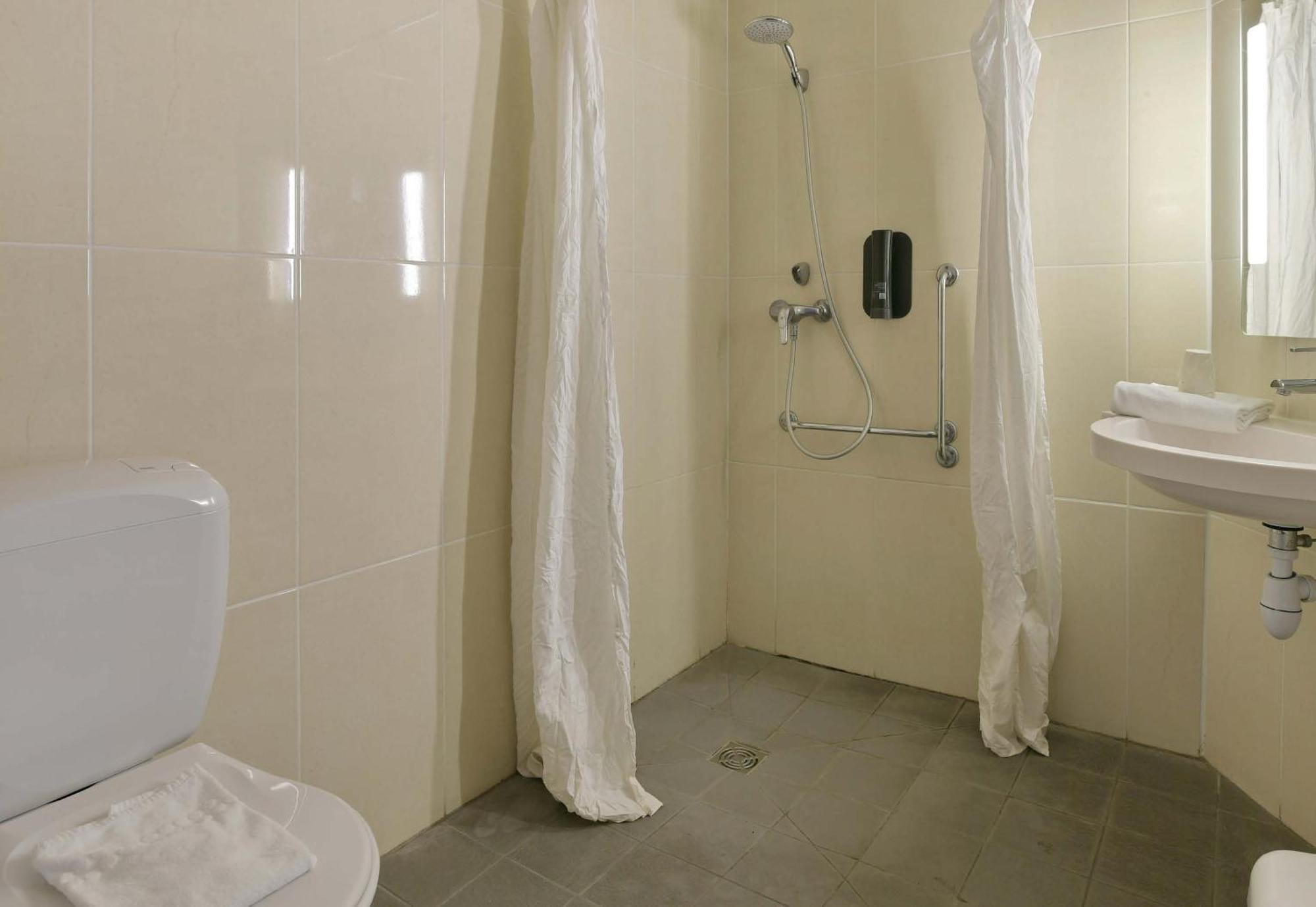 B&B Hotel Le Mans Nord 1 Saint-Saturnin  Esterno foto